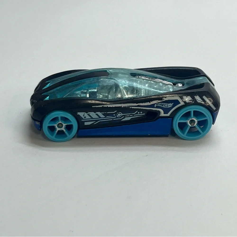 Hot Wheels hot wheels metal pod die cast car accelerators series black transpare